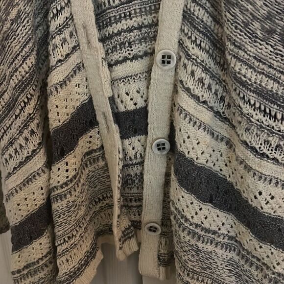 Free People Knit Cardigan, Creme and Blue, Buttons Comfortable Like New Small - Picture 5 of 5